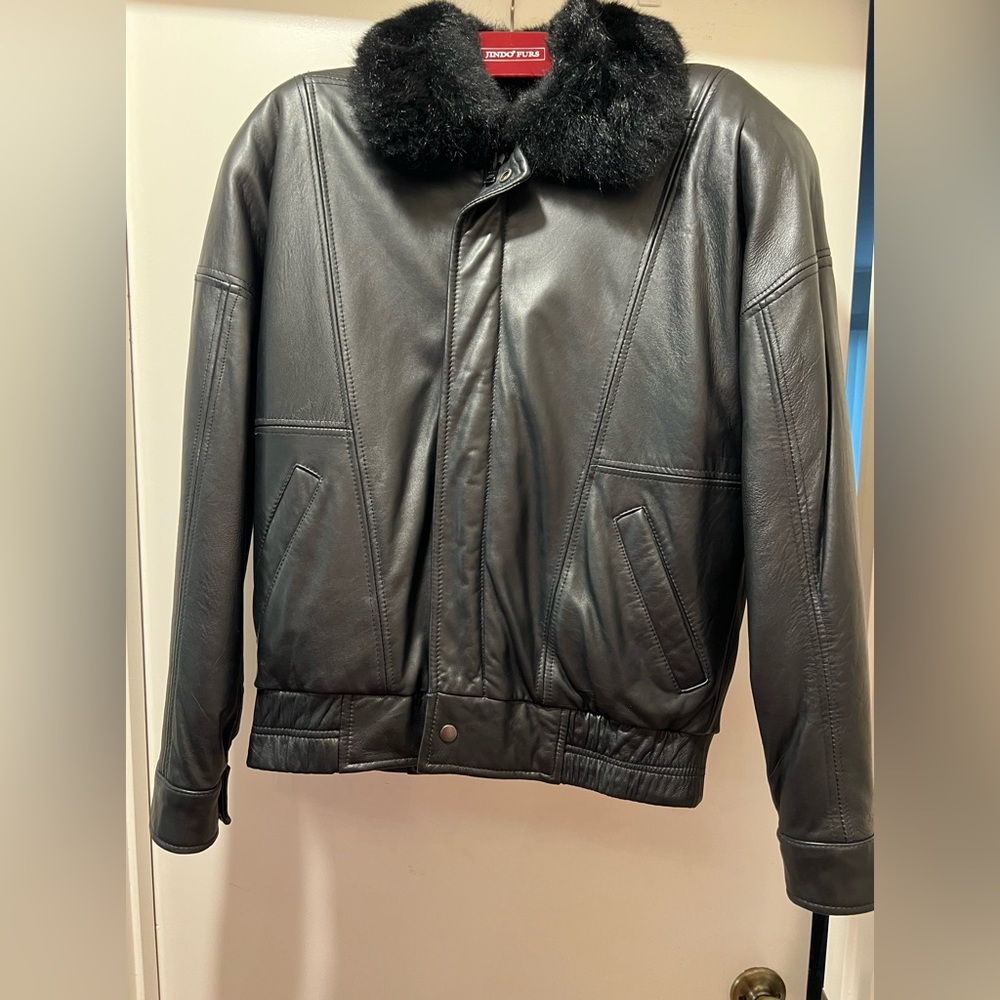 Vintage Men’s small Jindo Furs leather jacket with removable Opossum lining